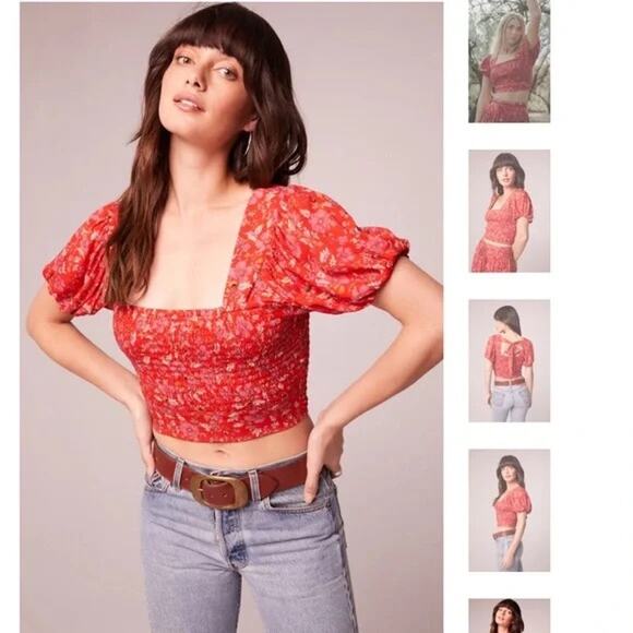 Band of Gypsies NWT Red Floral Smocked Crop Top Short Sleeve Size M - Picture 1 of 8